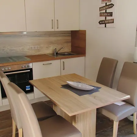 Apartment Im Erdgeschoss In *