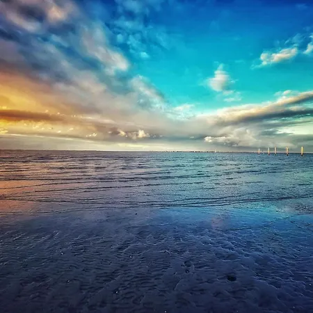 Im Erdgeschoss In * Neßmersiel